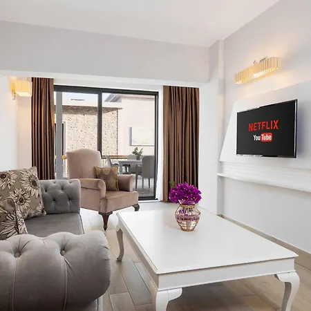 Elite 4* 얄리카베크