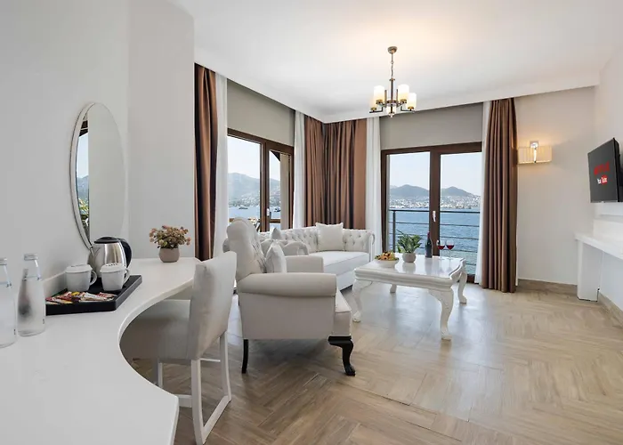 Ξενοδοχείο Elite 4*
